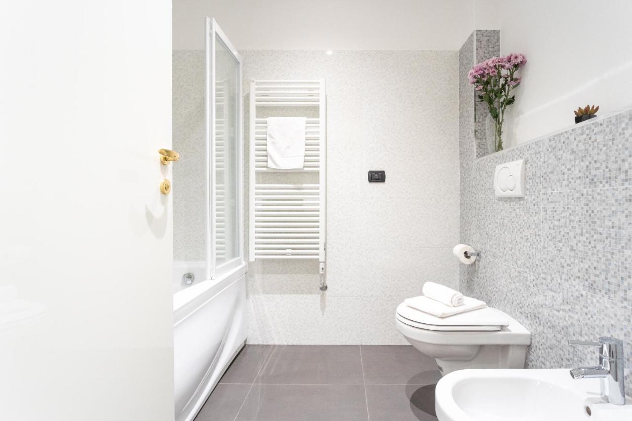 White Flat In Como City Center By Rent All Όπως Εξωτερικό φωτογραφία