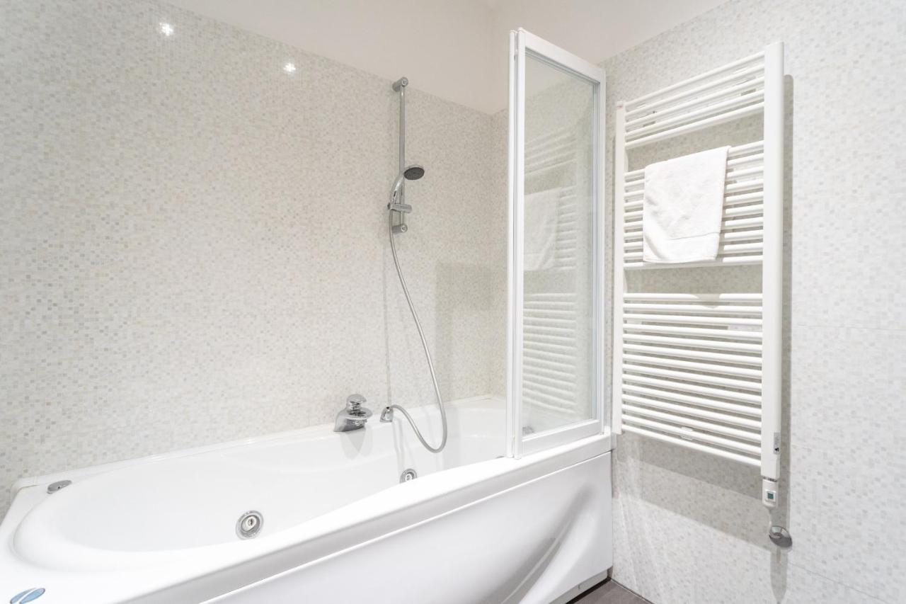 White Flat In Como City Center By Rent All Όπως Εξωτερικό φωτογραφία
